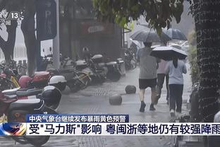 ?湖人是客队！里夫斯赛前进主场健身房：差点和快船球员一起练